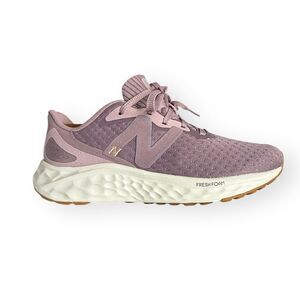 New Balance Fresh Foam Arishi V4 Running Shoes Sneakers Women's Size 6 Lilac
